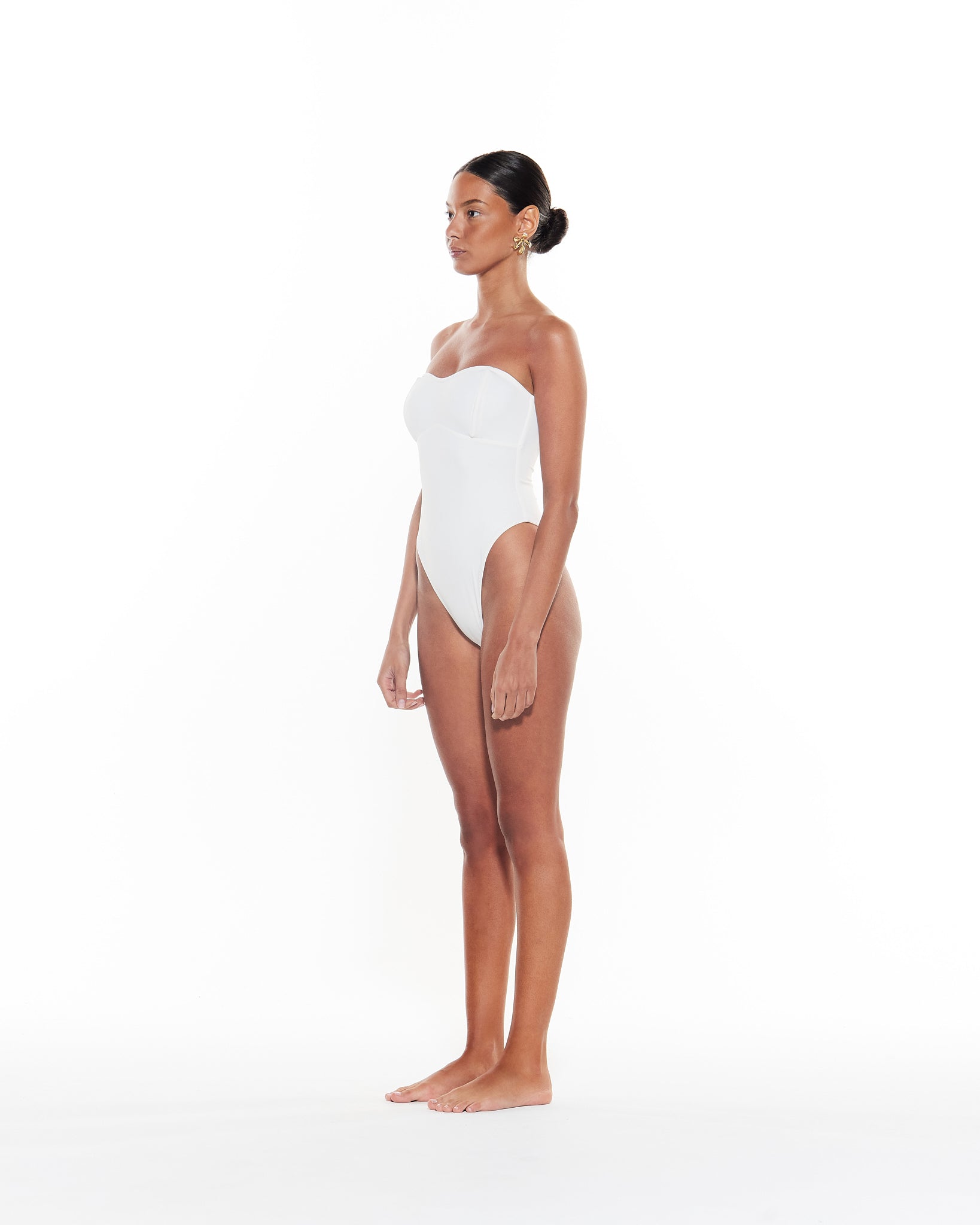 R❣️ Andmary Coco pleats swimwear White ANDMARY】Coco pleats swimwear